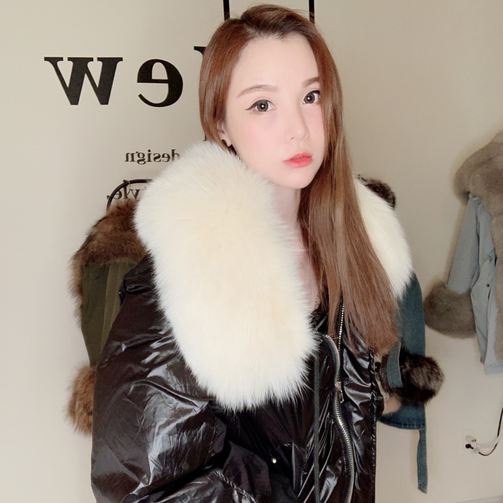 fur jacket - Picture 3 of 5